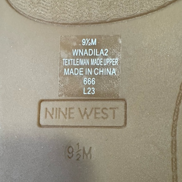 NINE WEST Adila2 woven sandal light natural 113 black and tan size 9.5. NWB - Picture 8 of 9